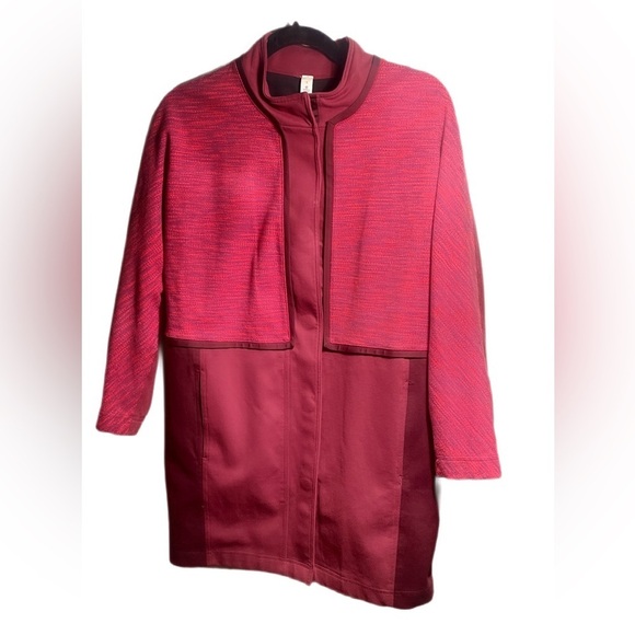Lululemon Cocoon bumble rust berry snap button lightweight outdoor Car Coat S - Picture 2 of 3
